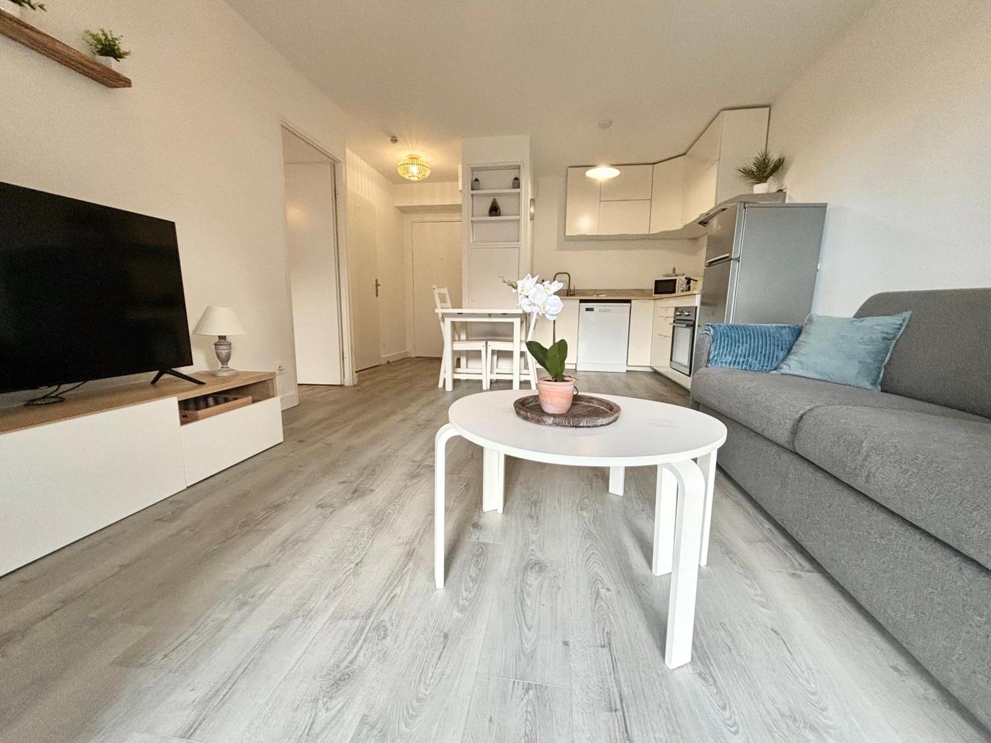 Sunny Suite Disneyland Paris - Rentaway Bnb Montévrain Kültér fotó